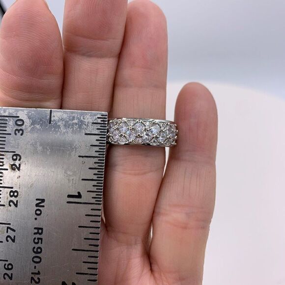Ring, new, no tags, 925 sterling silver, sz 7, cigar band, quality CZ - Picture 4 of 16